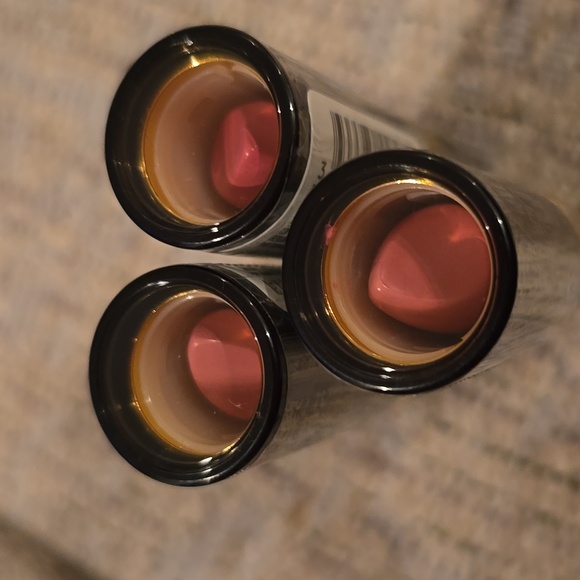 REVLON BRAND WOMEN'S SUPER LUSTROUS LIPSTICK BUNDLE OF 3 - Picture 3 of 6